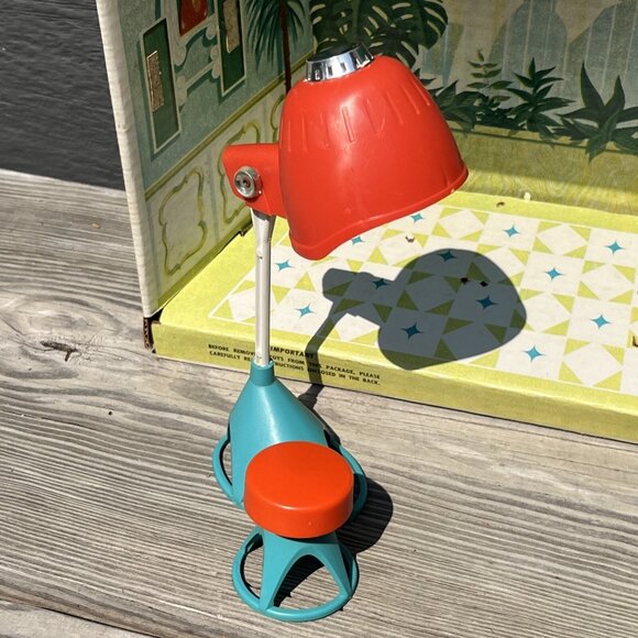 Vintage Penny Brite Doll Beauty Parlor Set Sink Dryer Chair 1963 Topper Toys - Picture 9 of 16